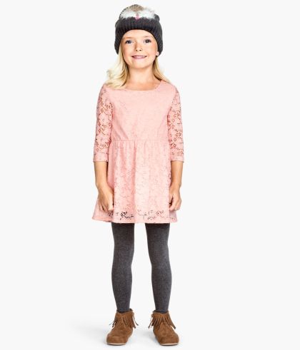 Vestito da bambina con pizzo